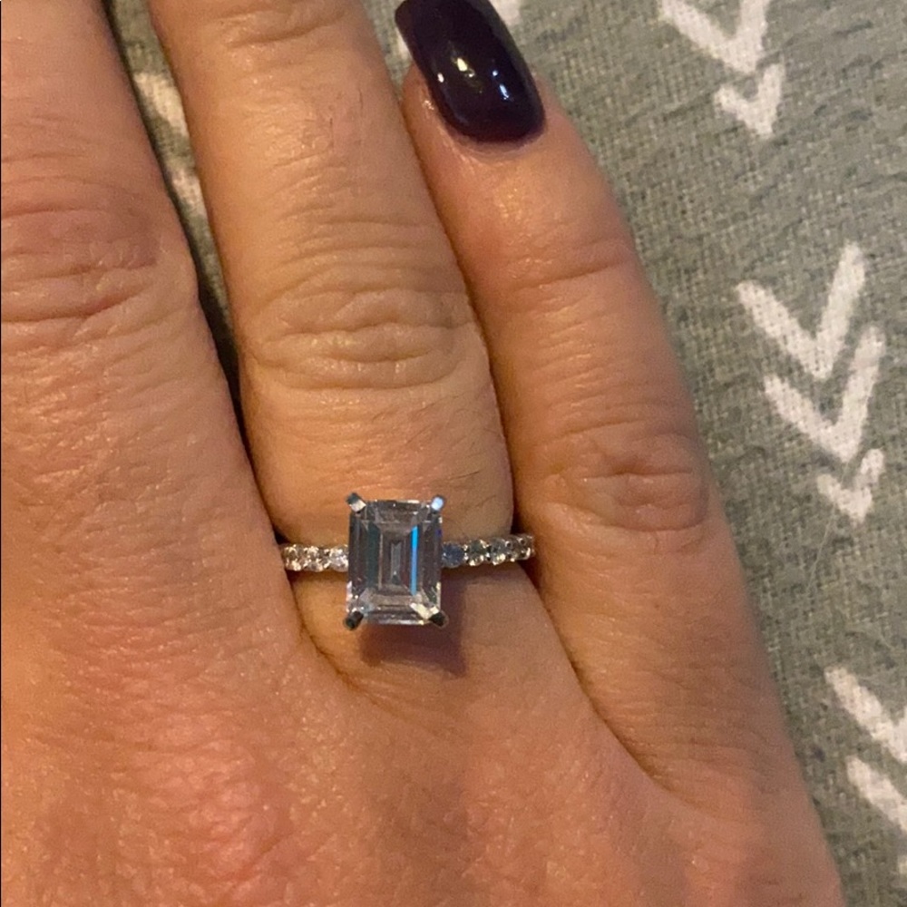 Emerald cut ring